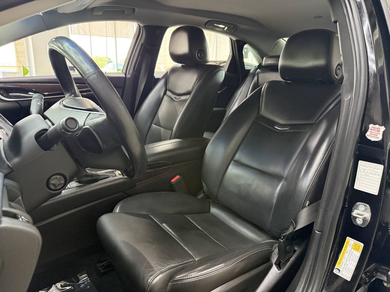 Used 2015 Cadillac XTS Luxury AWD/4WD image 11