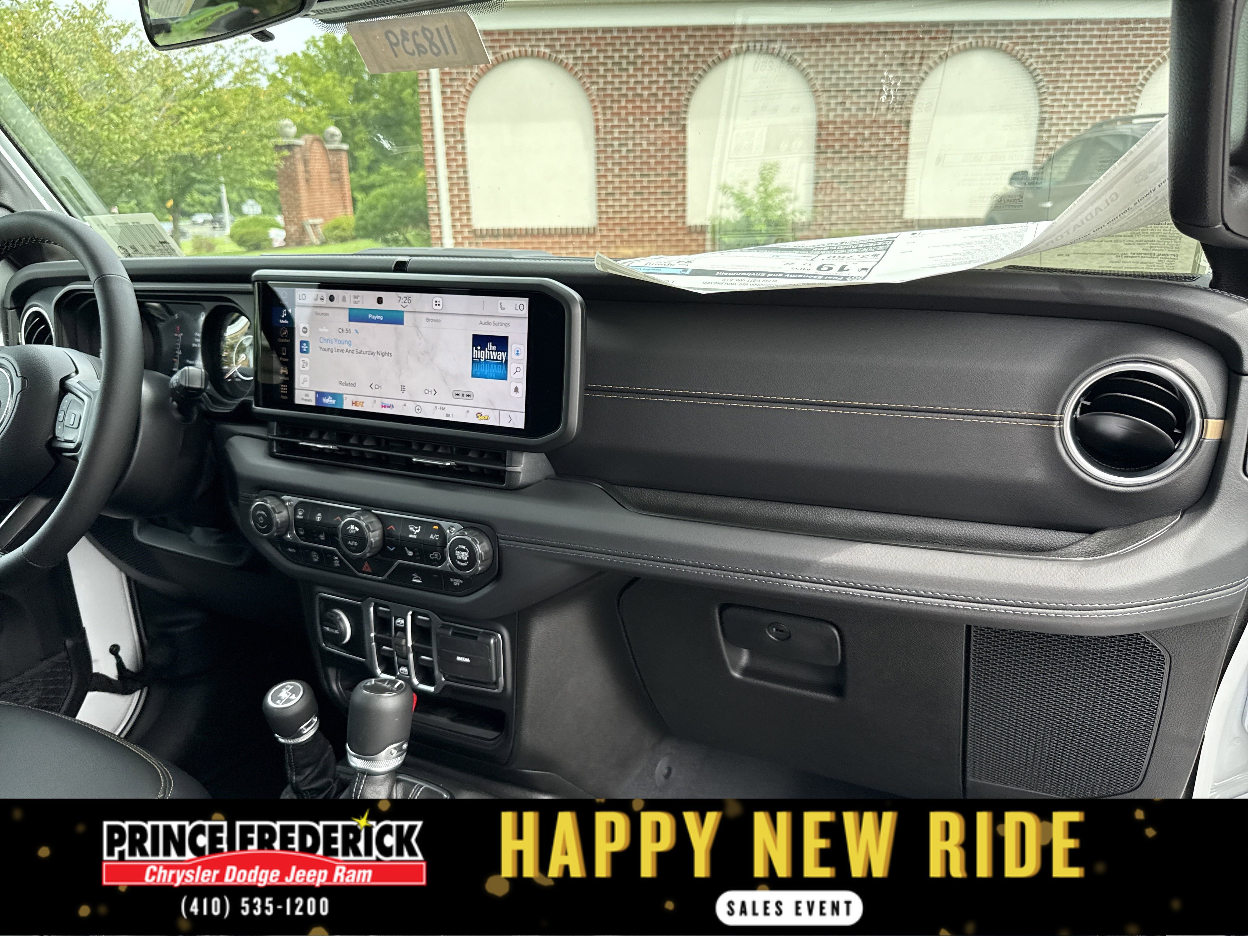 New 2025 Jeep Gladiator High Tide image 16