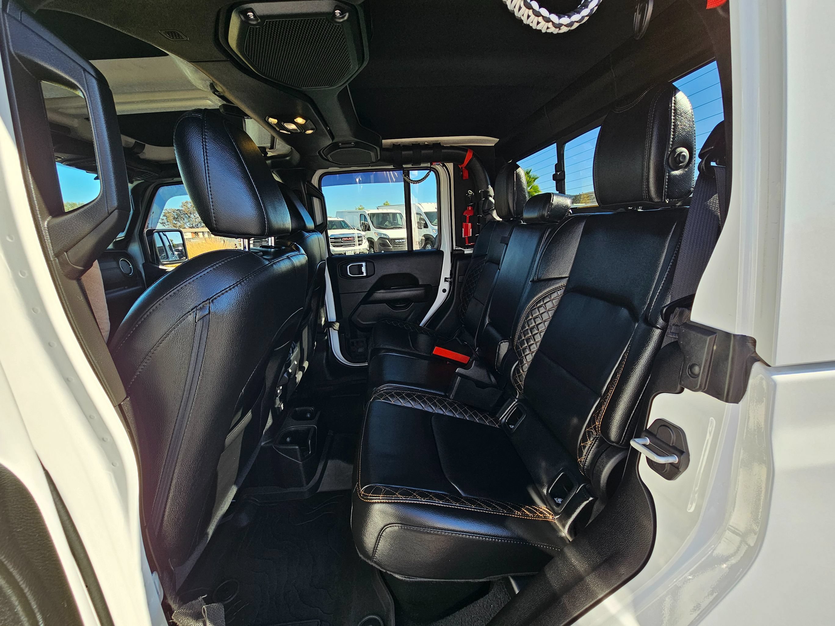 Used 2022 Jeep Gladiator Overland AWD/4WD image 24