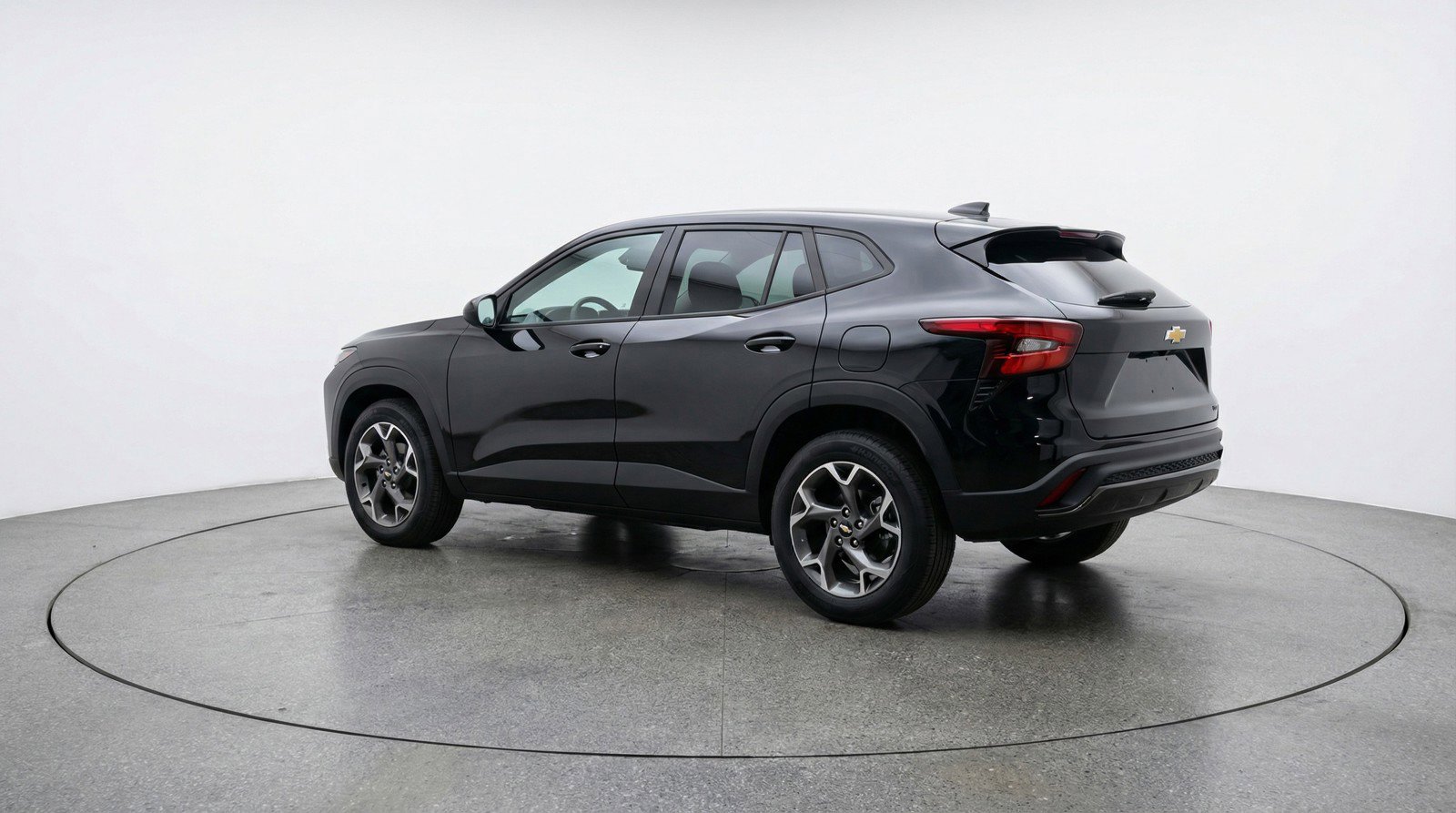 Used 2025 Chevrolet Trax LT FWD image 6