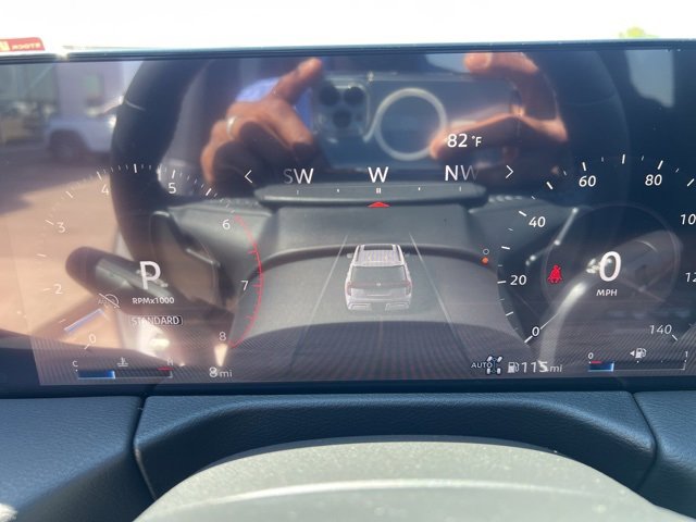 New 2026 Nissan Armada SL w/ Captain's Chari Seat Package image 18