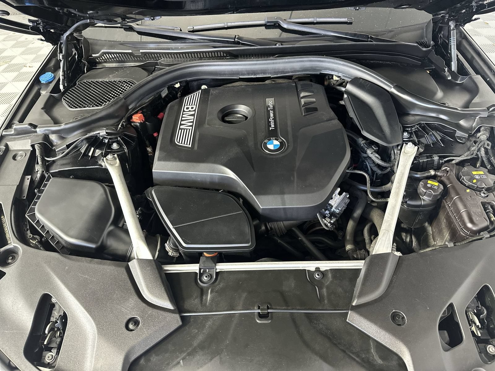 Used 2019 BMW 530i RWD image 28