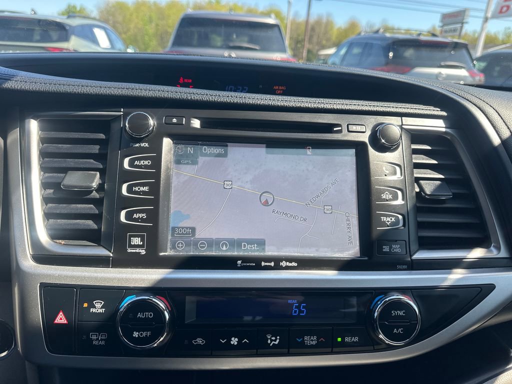 Used 2019 Toyota Highlander Limited AWD/4WD image 24