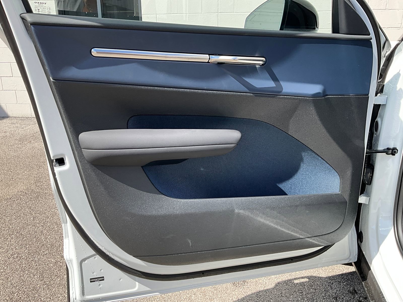 New 2026 Volvo EX30 Plus w/ Protection Package Premier AWD/4WD image 10