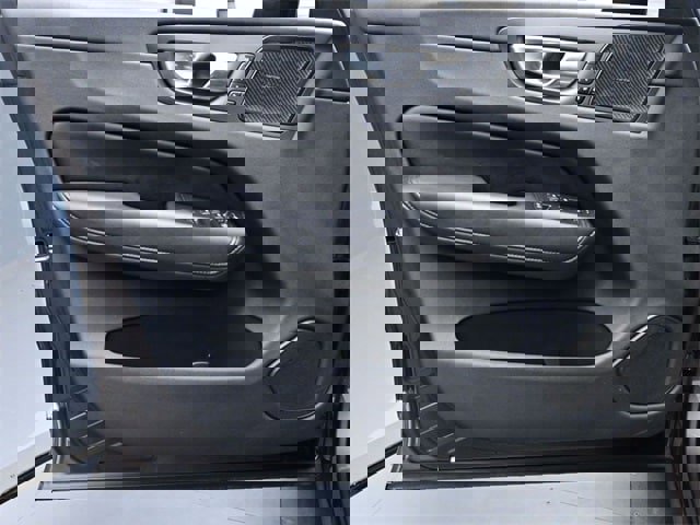 Certified 2023 Volvo XC60 B5 Plus image 20