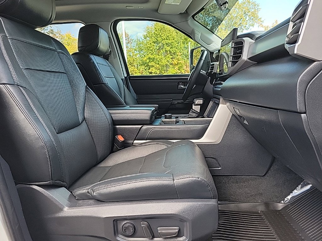 Used 2023 Toyota Tundra Limited AWD/4WD image 17