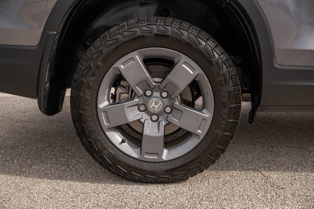 Used 2025 Honda Ridgeline TrailSport image 9