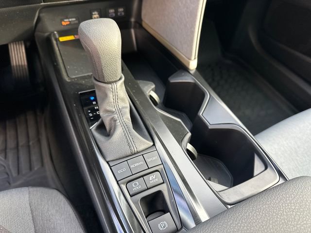 Used 2026 Toyota Camry LE w/ Convenience Package image 24