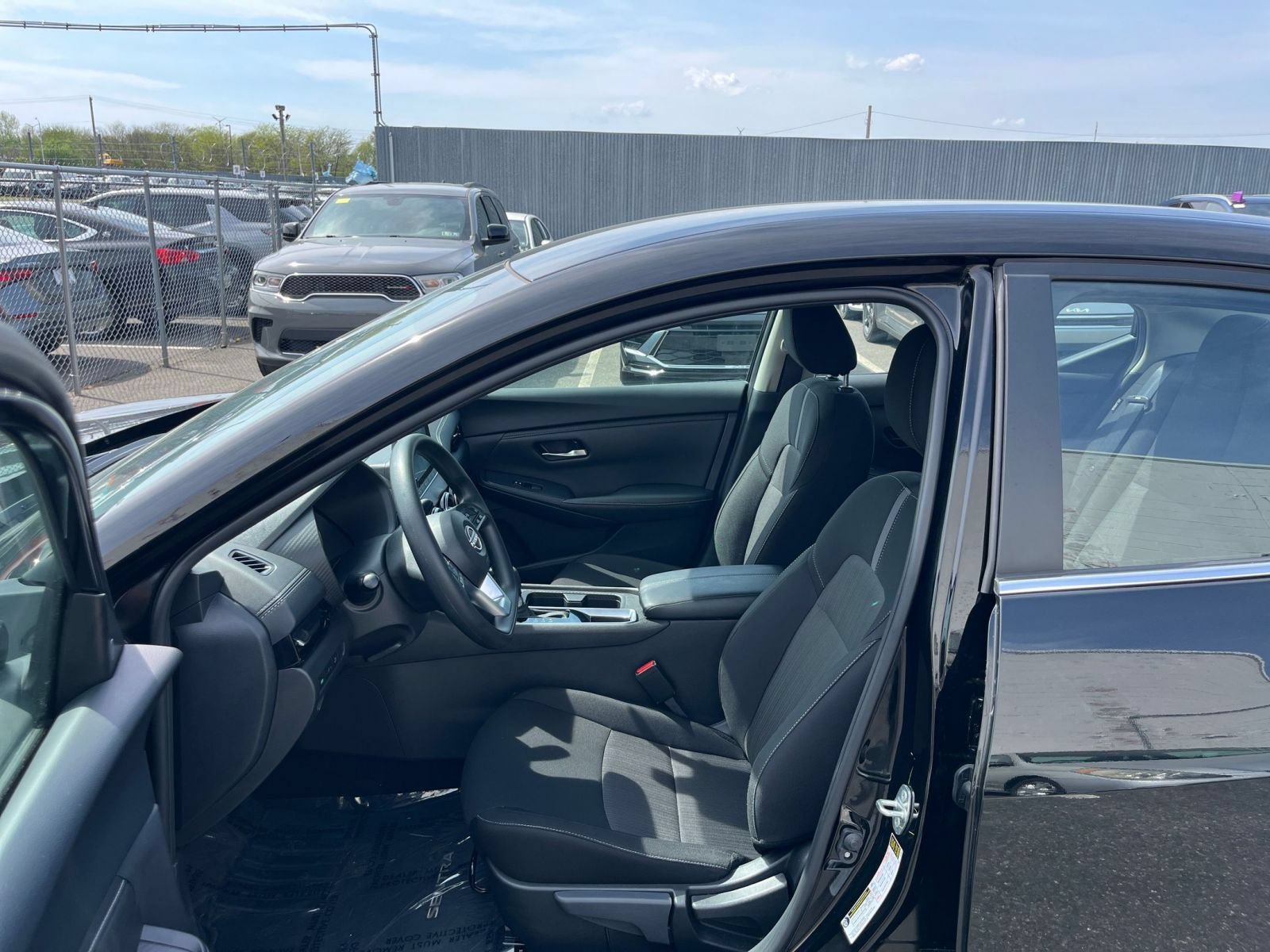 Used 2025 Nissan Sentra SV FWD image 26