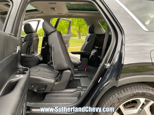 Used 2024 Hyundai Palisade Limited AWD/4WD image 39