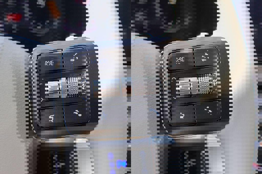 New 2026 Hyundai Santa Fe SEL image 17