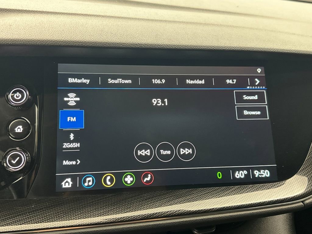 Used 2023 Buick Envision Preferred image 17