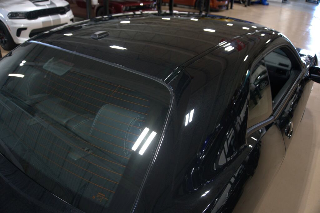 Used 2014 Dodge Challenger SRT8 w/ Harman/Kardon Audio Group image 25