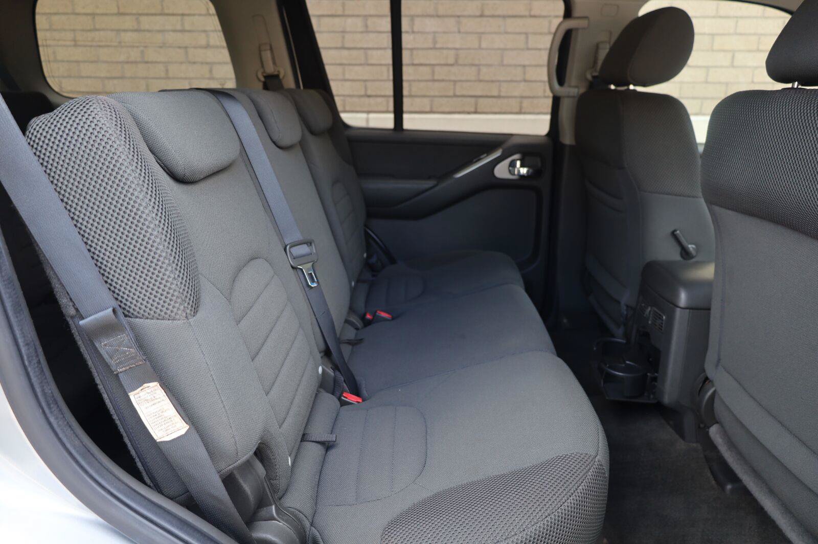 Used 2008 Nissan Pathfinder S AWD/4WD image 23