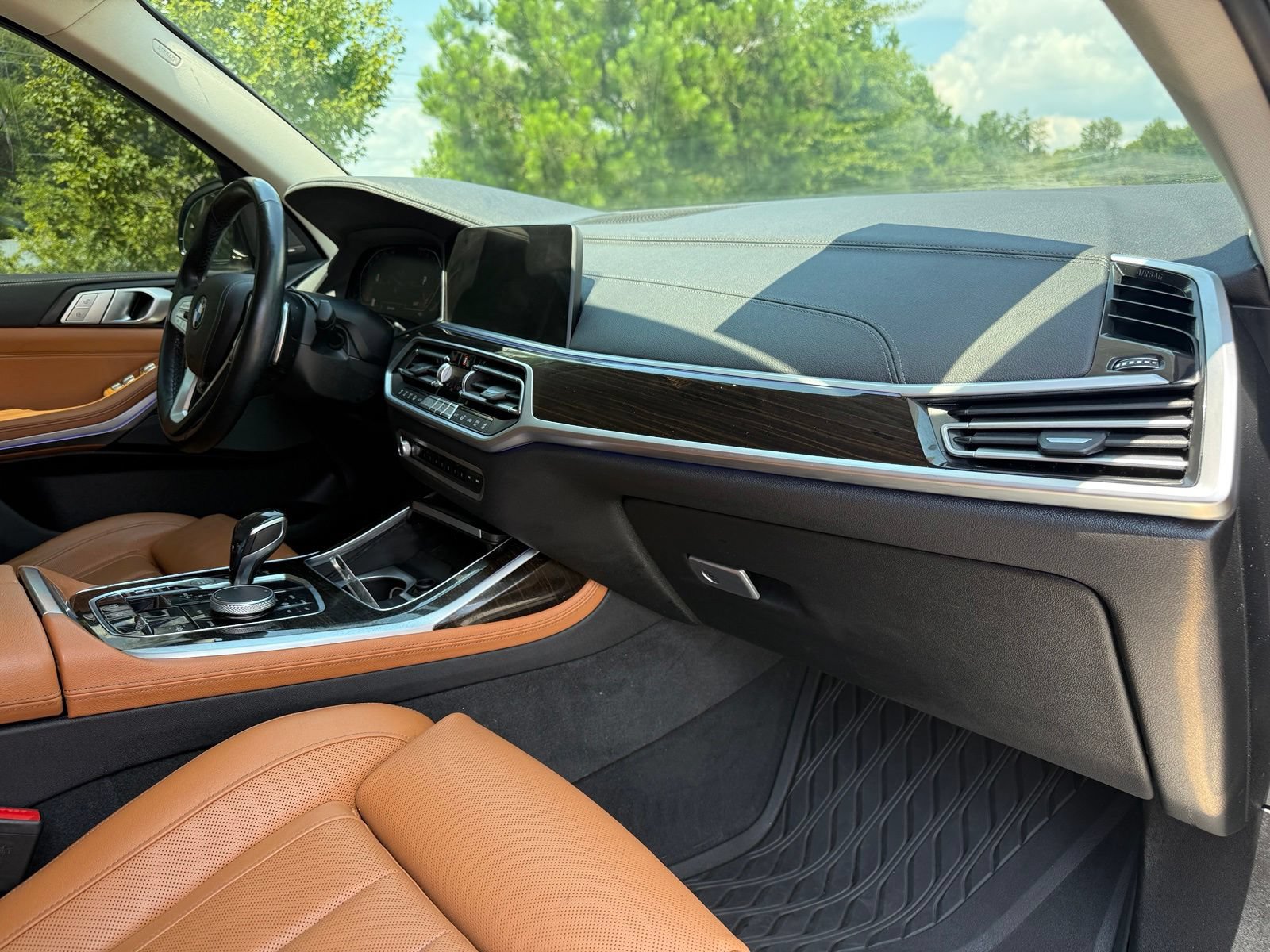 Used 2019 BMW X7 xDrive40i w/ Premium Package AWD/4WD image 24
