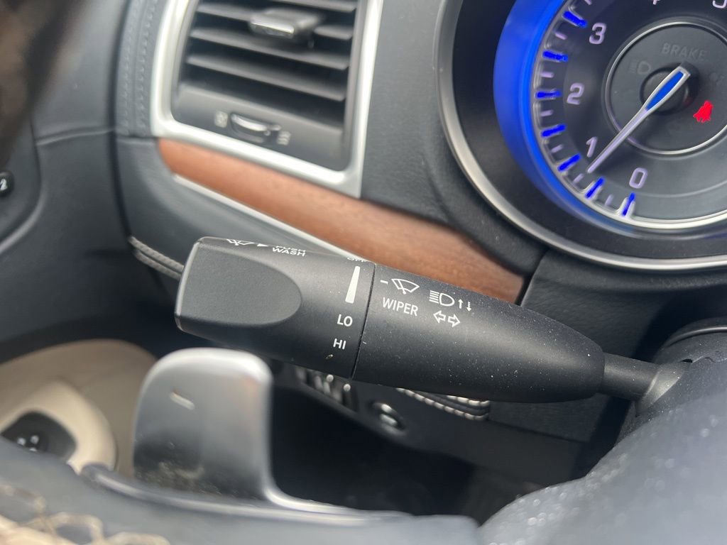 Used 2019 Chrysler 300 C w/ Sun, Sound & Nav Package image 13