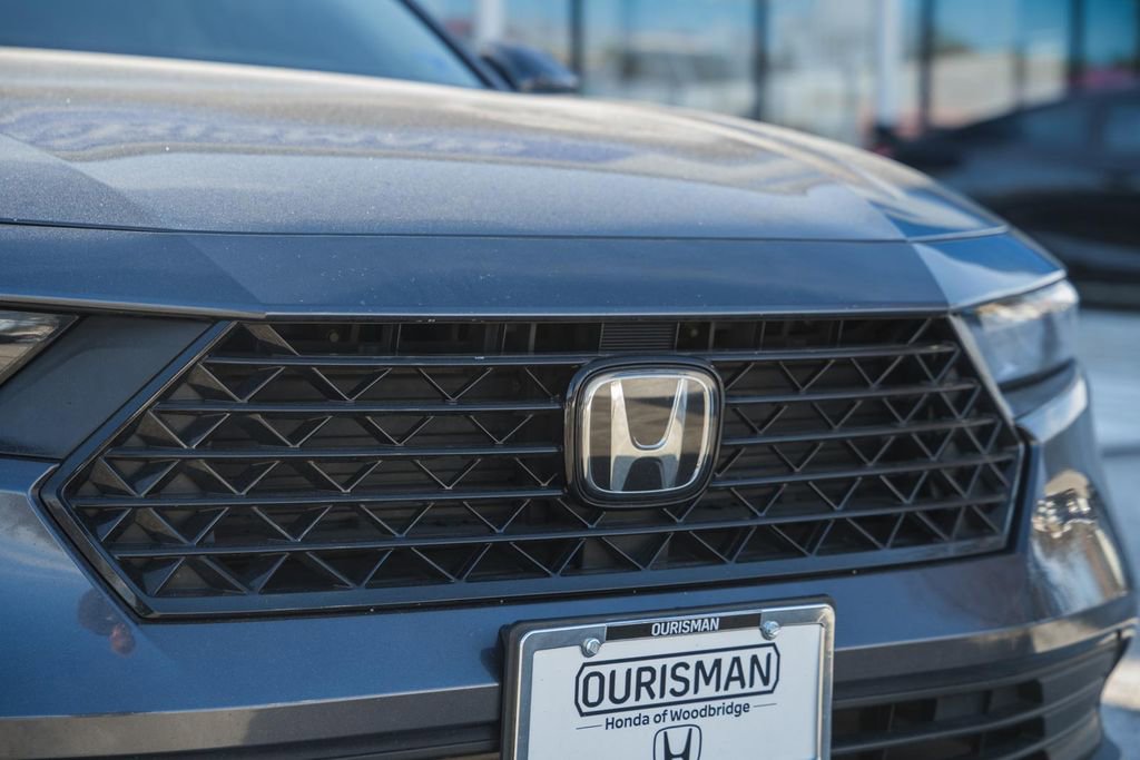 Certified 2023 Honda Accord EX image 9