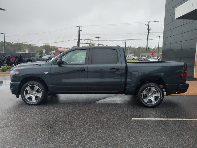 New 2026 RAM 1500 Express AWD/4WD image 7