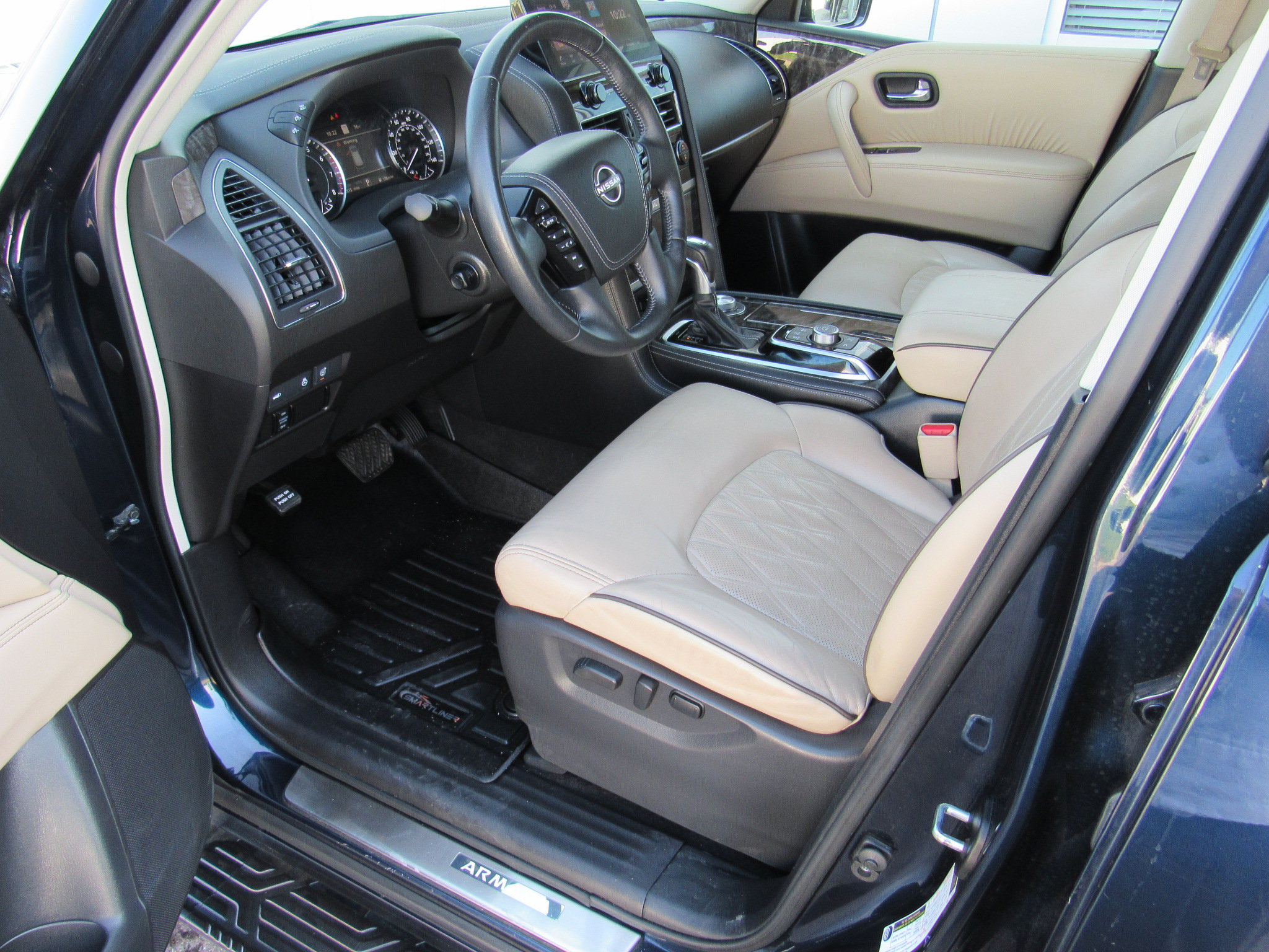 Used 2021 Nissan Armada Platinum w/ Captain's Chairs Package AWD/4WD image 14