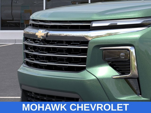 New 2027 Chevrolet Traverse LT w/ LPO, Floor Liner Package AWD/4WD image 13