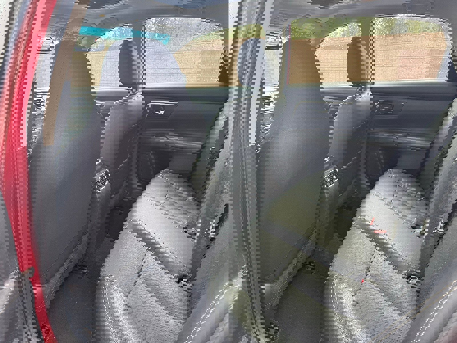 Used 2017 Nissan Altima 2.5 SL w/ Moonroof Package image 11