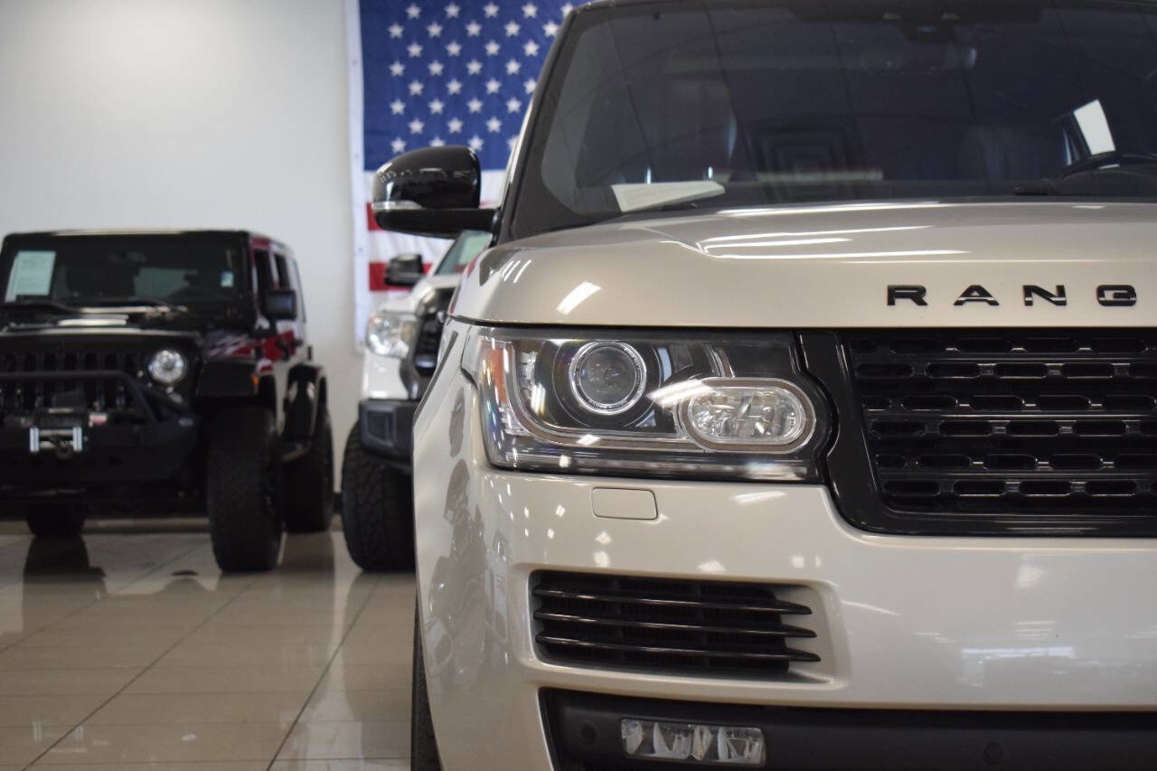 Used 2017 Land Rover Range Rover Supercharged image 10