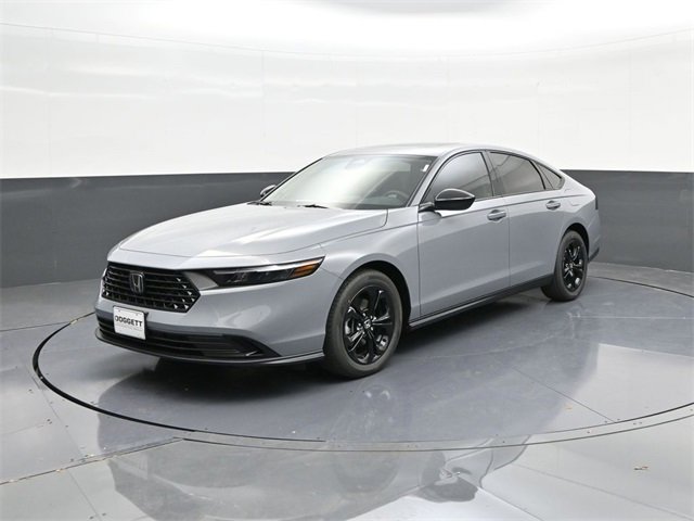 New 2025 Honda Accord SE