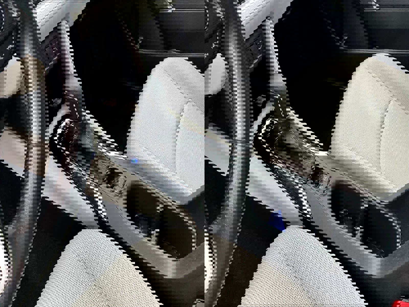 Used 2023 Toyota Corolla Cross LE image 20