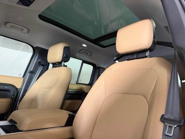 New 2026 Land Rover Defender 130 S AWD/4WD image 4