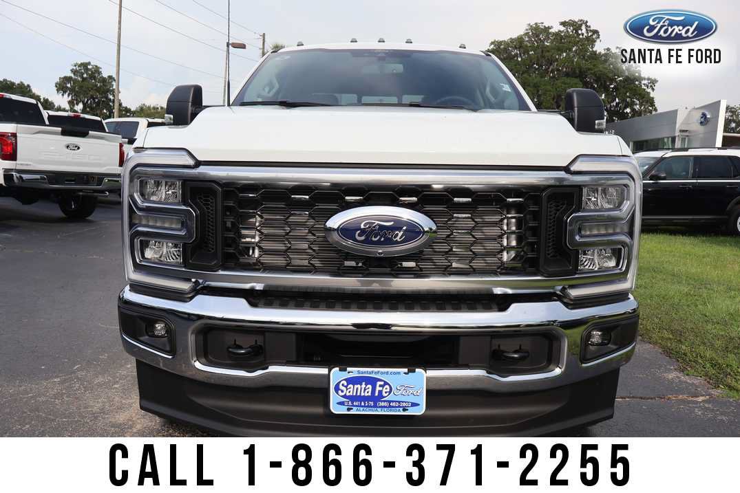 New 2026 Ford F350 XLT w/ XLT Premium Package AWD/4WD image 6