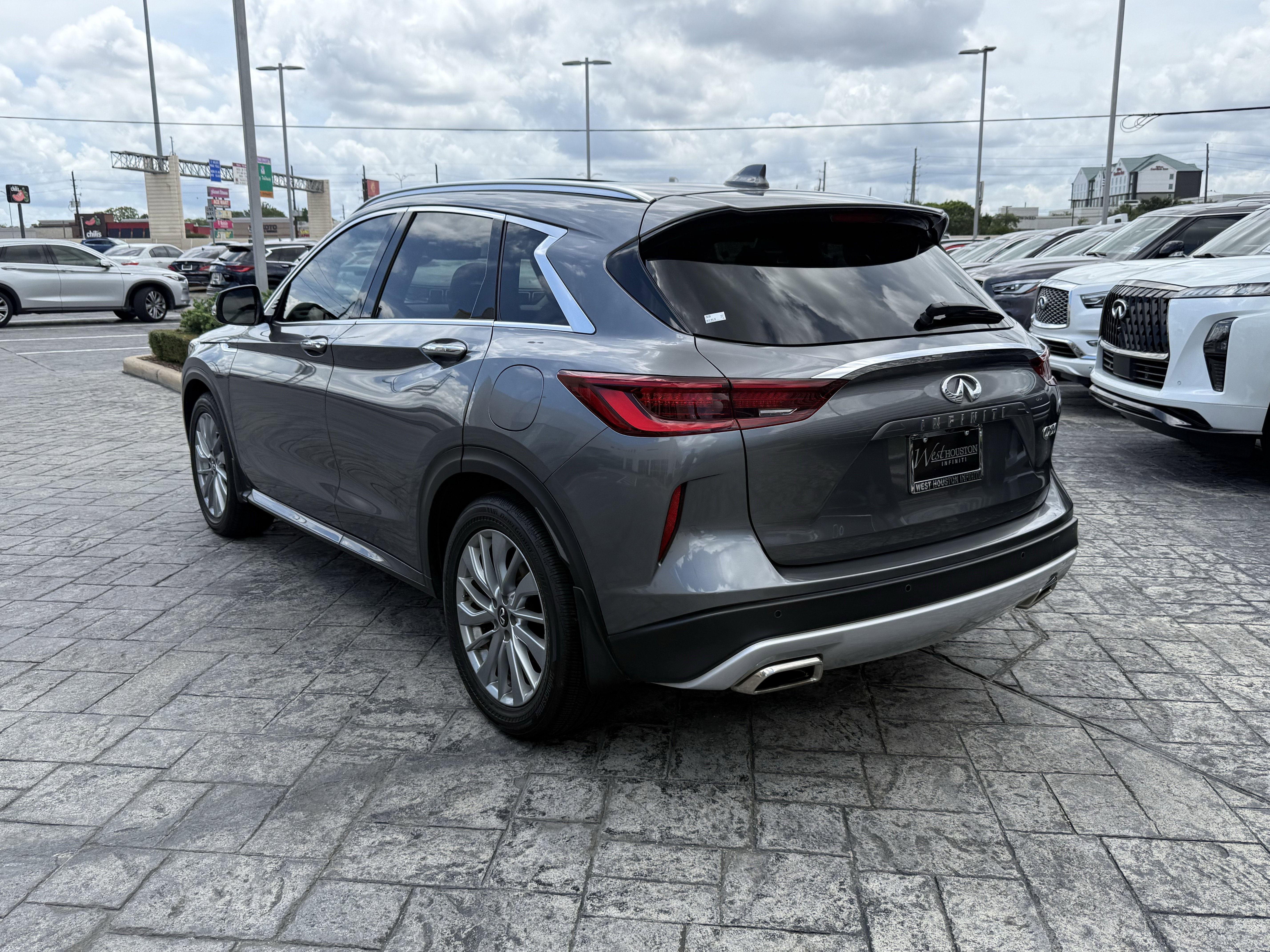 Certified 2023 INFINITI QX50 Luxe FWD image 5