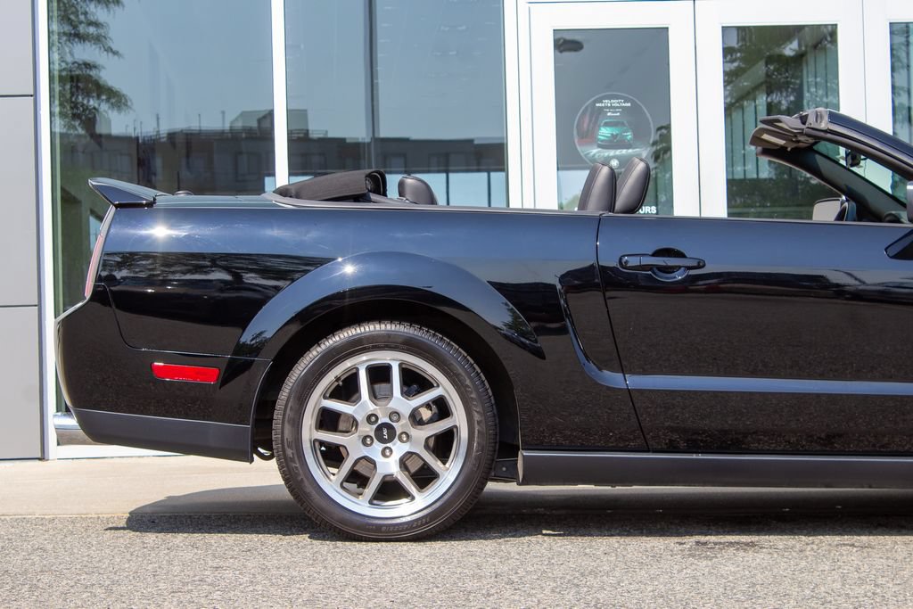Used 2007 Ford Mustang Shelby GT500 RWD image 6