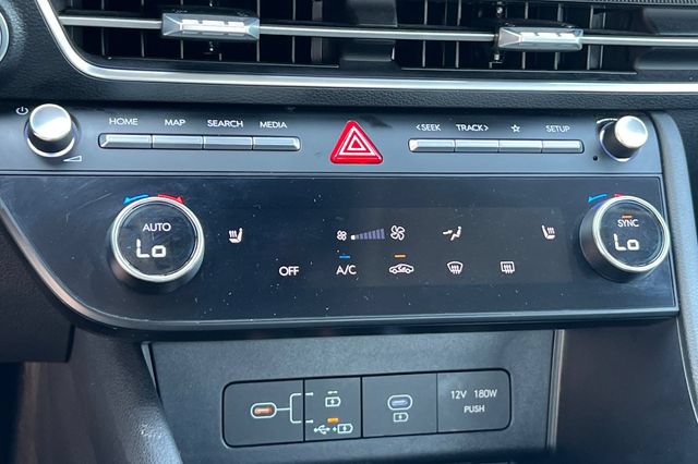 Used 2025 Hyundai Sonata SEL FWD image 25