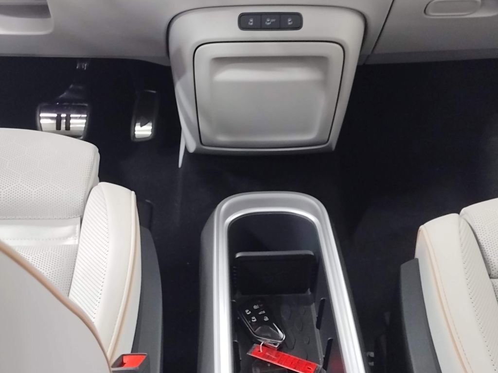 New 2025 Volkswagen ID. Buzz Pro S Plus image 41