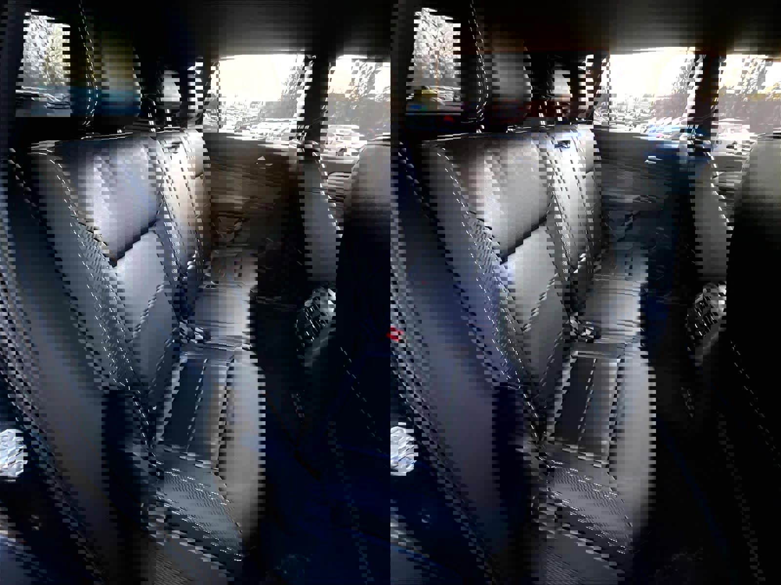 Certified 2022 Volkswagen Atlas Cross Sport SE image 17