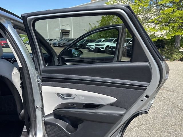 Certified 2022 Hyundai Tucson Limited AWD/4WD image 30
