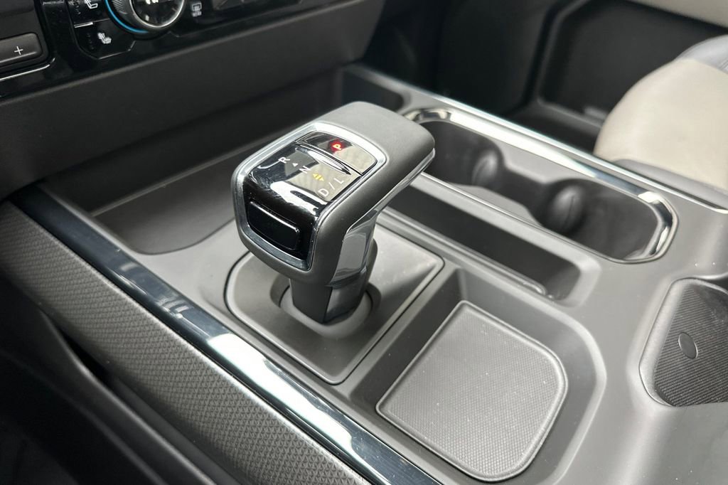 Used 2024 Chevrolet Silverado 1500 ZR2 w/ Technology Package image 21