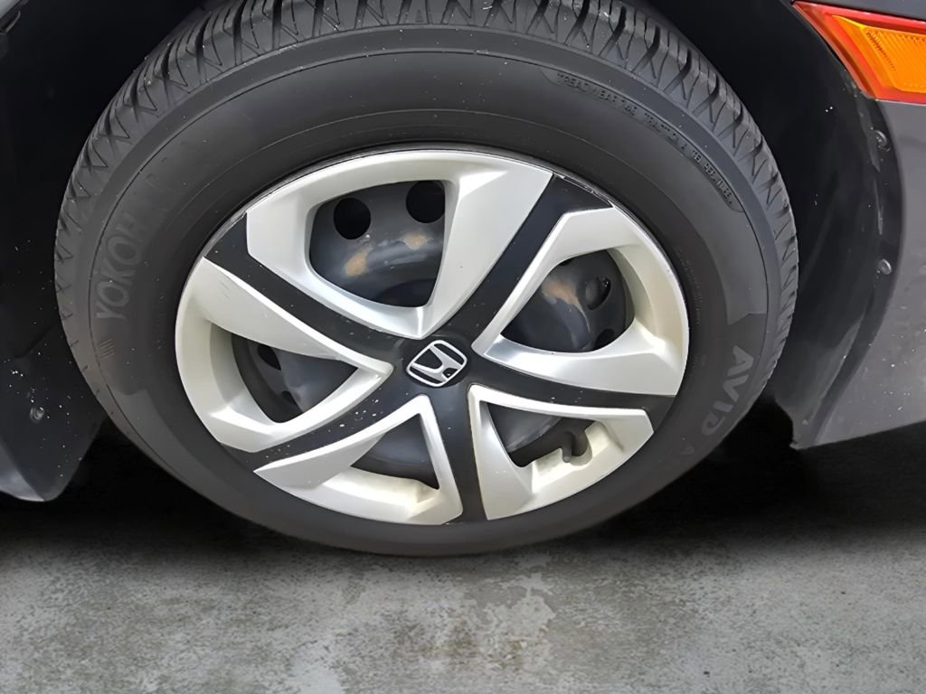 Used 2018 Honda Civic LX image 19