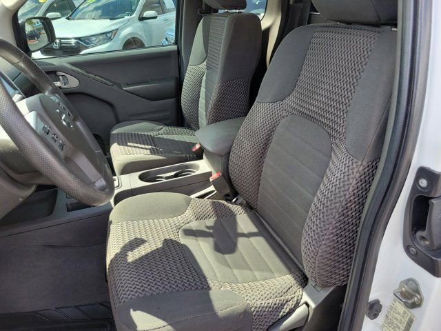 Used 2019 Nissan Frontier SV image 18