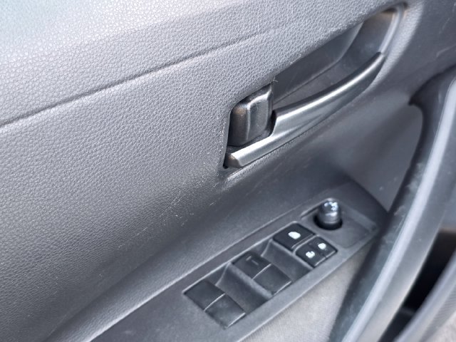 Used 2024 Toyota Corolla LE FWD image 17