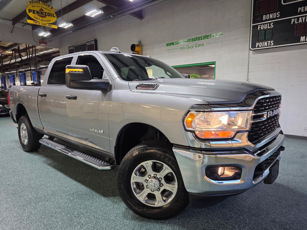 Used 2024 RAM 2500 Big Horn w/ Level 2 Equipment Group AWD/4WD image 14