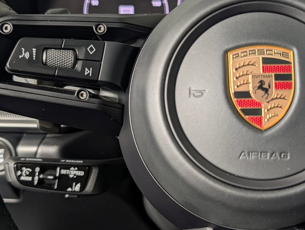 Certified 2025 Porsche 911 Carrera RWD image 38