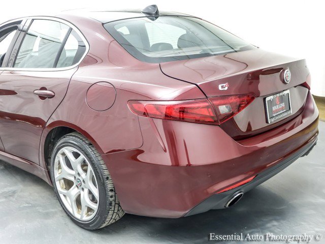 Used 2018 Alfa Romeo Giulia Ti AWD/4WD image 9
