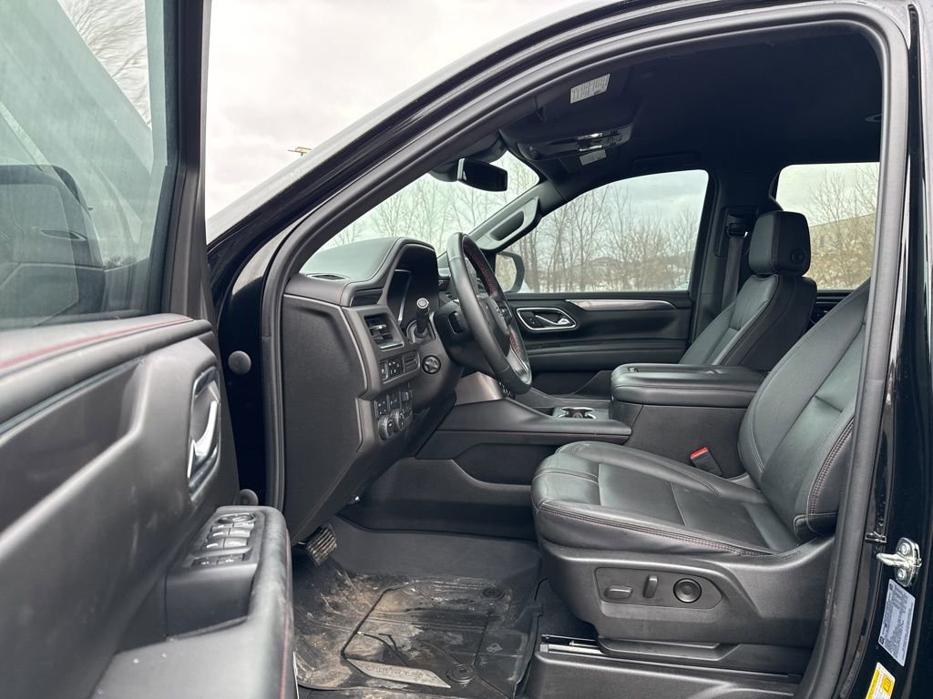 Used 2023 Chevrolet Tahoe RST w/ Sport Performance Package image 6