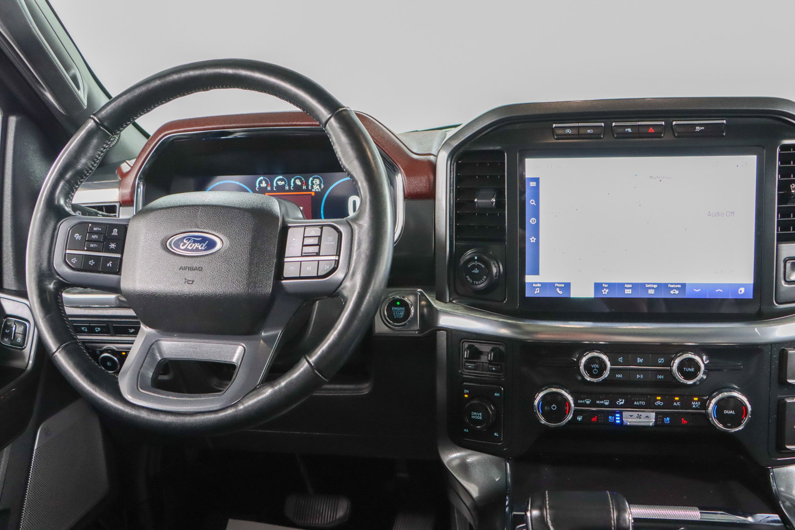 Used 2023 Ford F150 Lariat w/ Equipment Group 502A High image 19