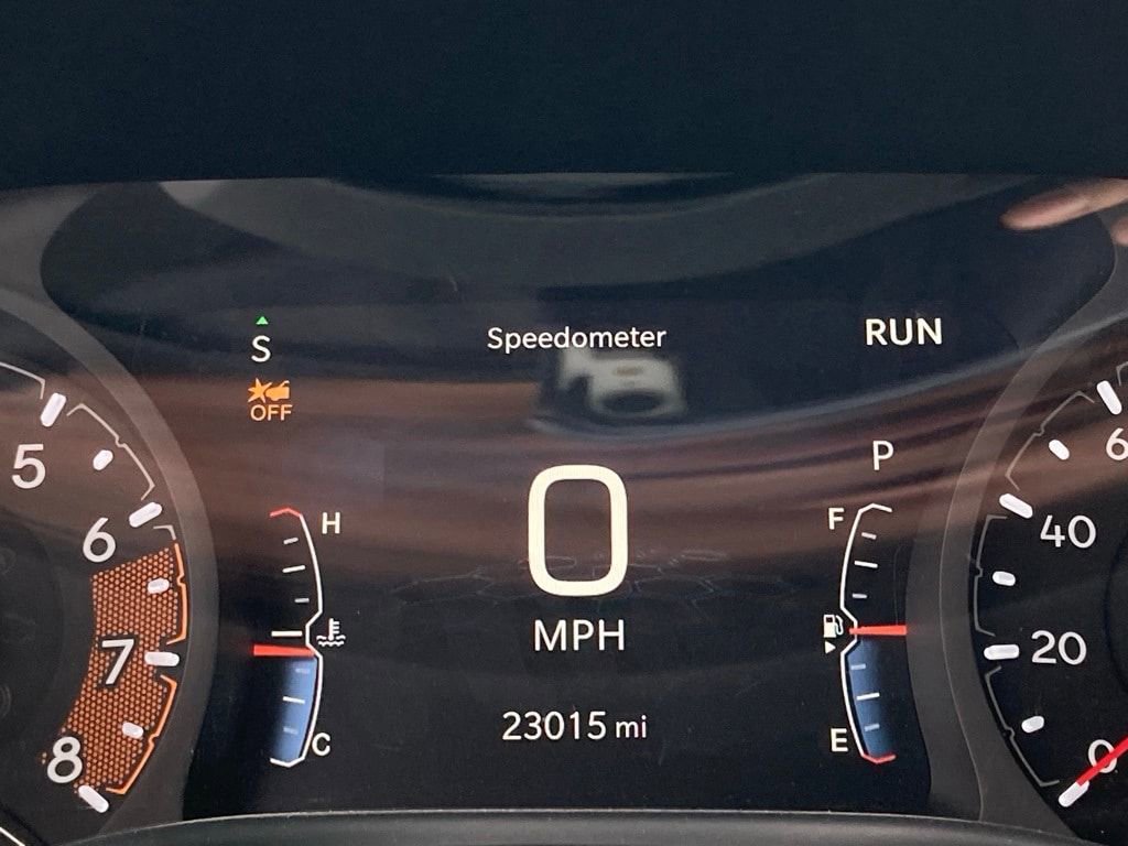 Used 2025 Jeep Compass Limited image 16