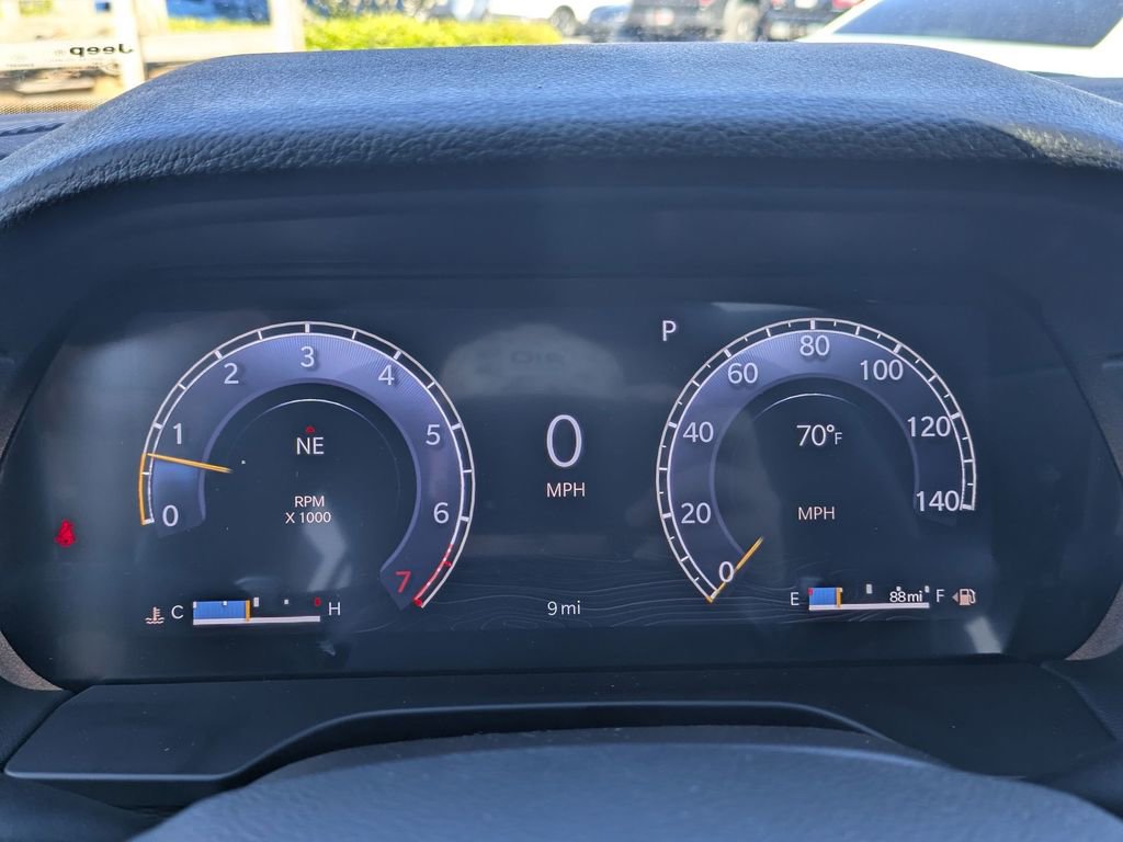 New 2025 Jeep Grand Cherokee L Altitude image 22