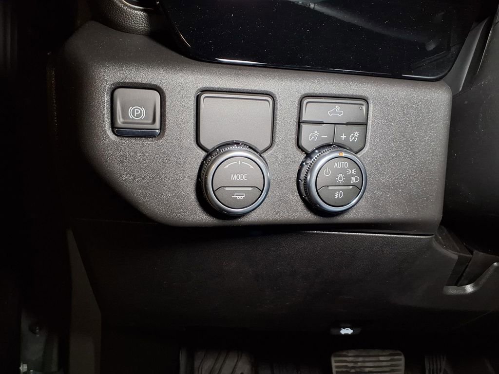 New 2026 GMC Sierra 1500 Elevation RWD image 17