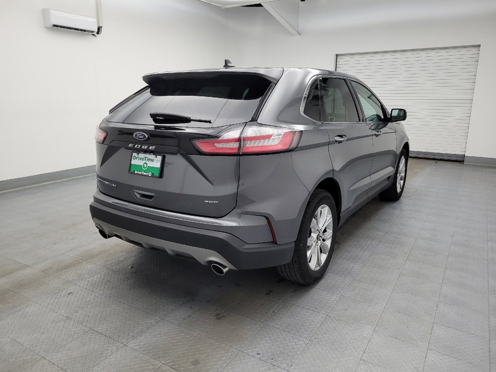 Used 2024 Ford Edge Titanium image 9