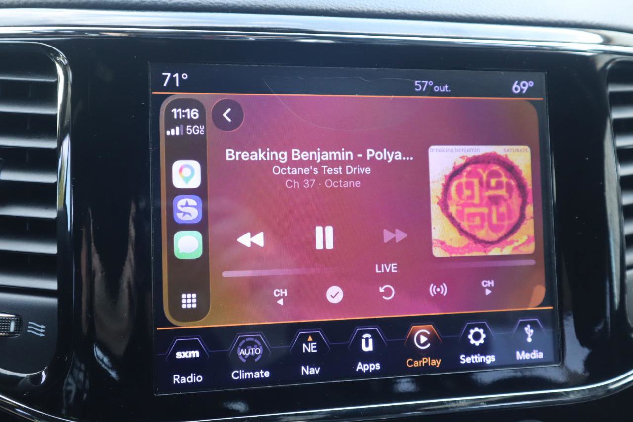 Used 2019 Jeep Grand Cherokee Laredo w/ 18" Wheel & 8.4" Radio Group image 79